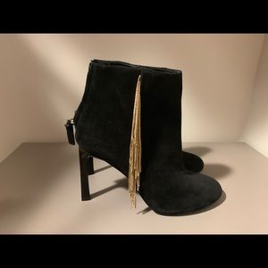 Nine West booties. NEW